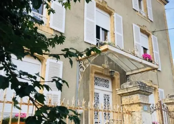 Appartement dans maison de caractère avec sauna